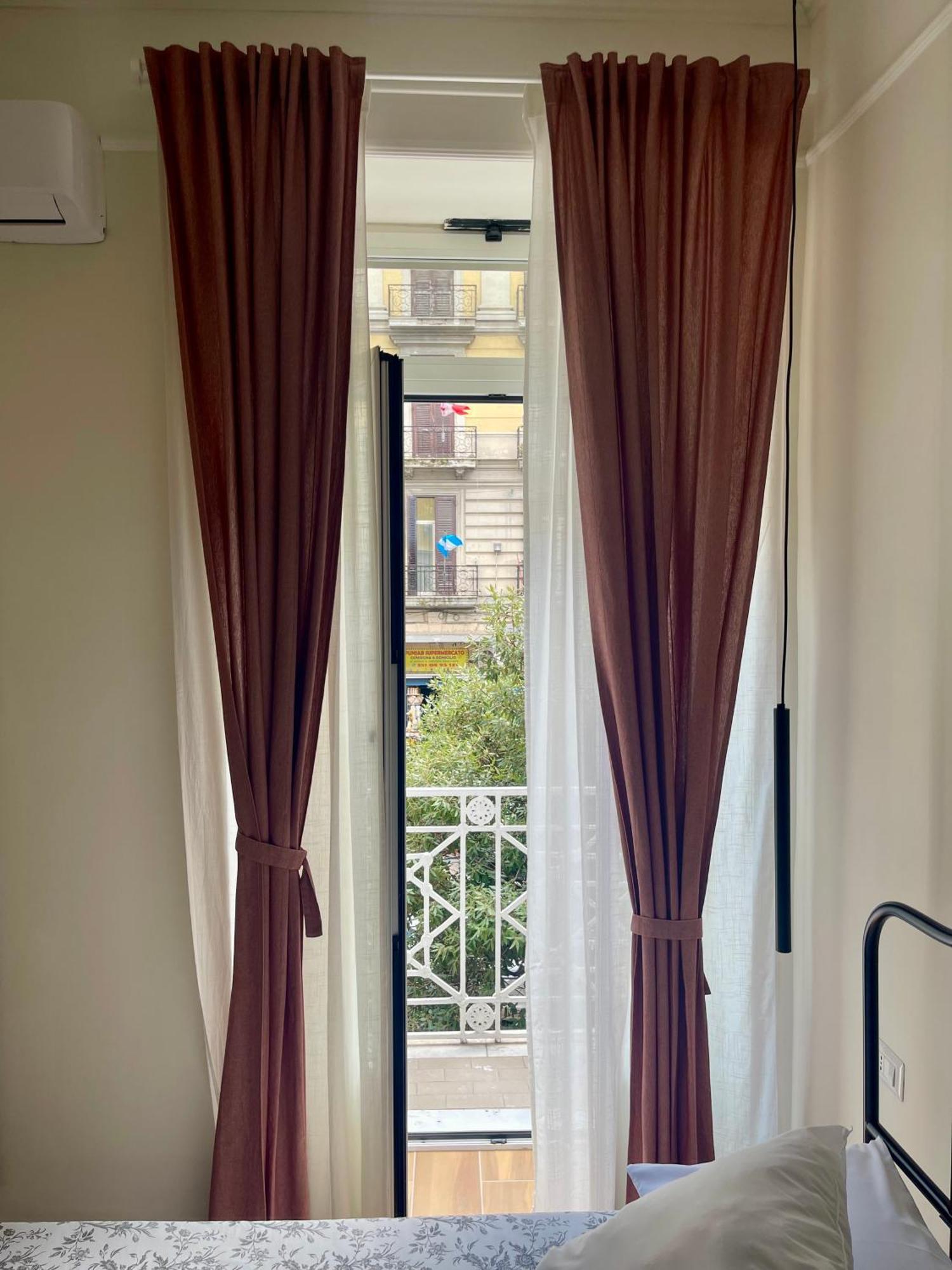 Casa Duchesca Bed & Breakfast Napoli Dış mekan fotoğraf