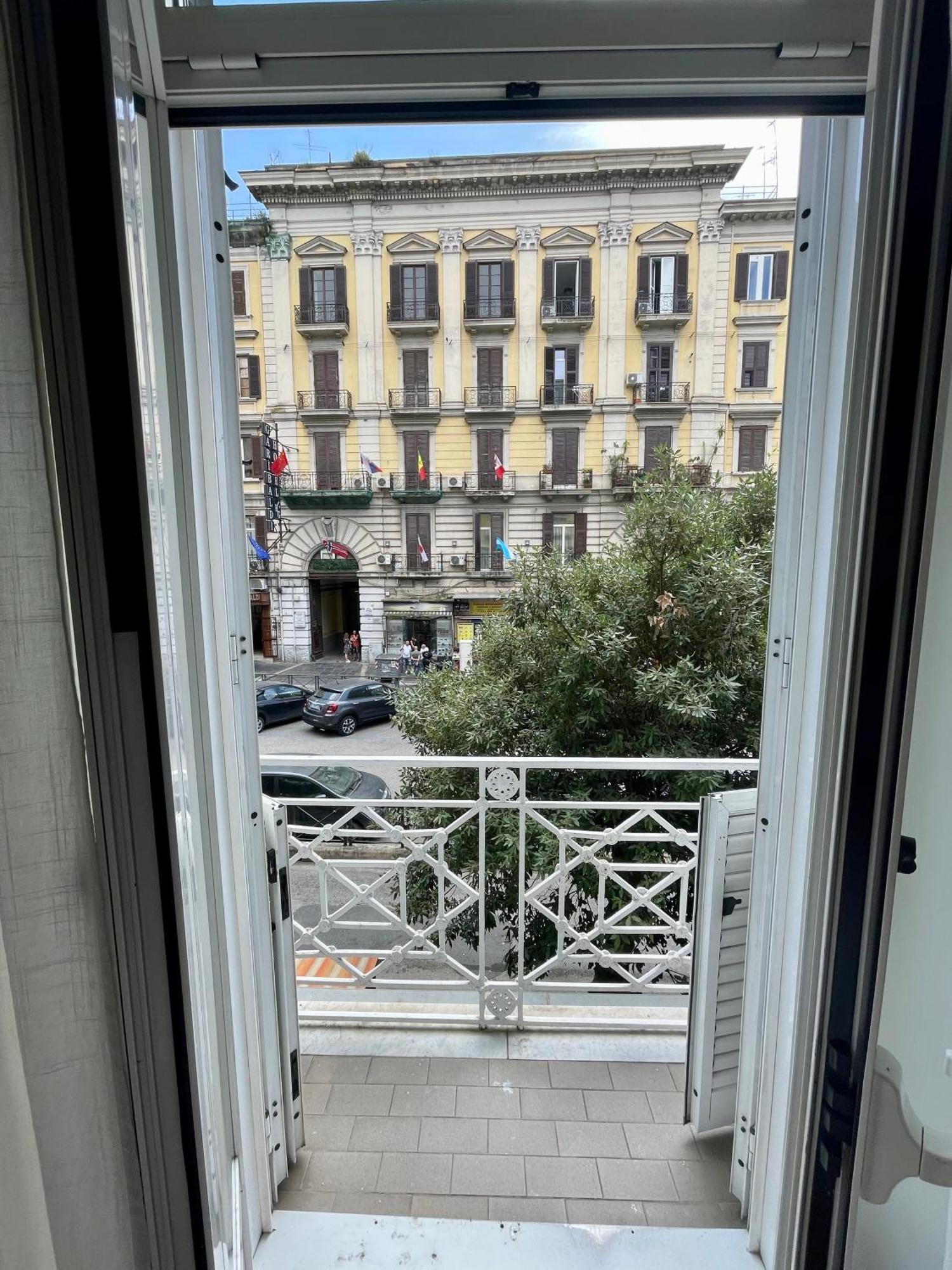 Casa Duchesca Bed & Breakfast Napoli Dış mekan fotoğraf